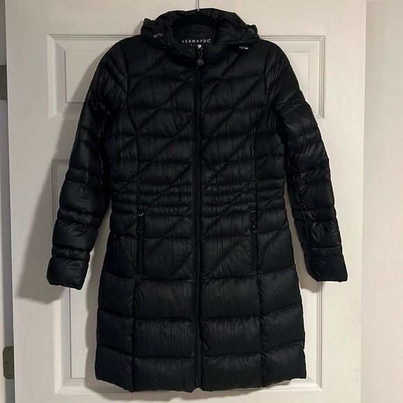 Bernardo Hooded Long Portable Packable Puffer Coat - Picture 2 of 10